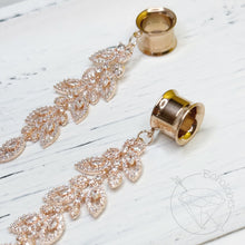 Load image into Gallery viewer, Gold stainless steel retro floral filigree rhinestone vine drop rhinestone dangle plugs: 2g 0g 00g 1/2" 9/16" 5/8" 18mm 20mm 22mm 25mm