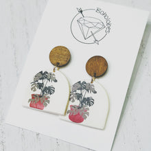 Load image into Gallery viewer, Plant mom dangle earrings