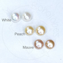 Load image into Gallery viewer, Freshwater Pearl Screw-Back Plugs: Surgical Stainless Steel Tunnels for Stretched Ears 4g 2g 0g