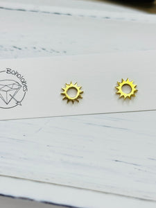 Sun stud gold steel earrings