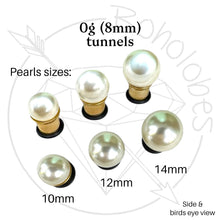 Load image into Gallery viewer, Pearl ball plugs / screw back yellow gold tunnels Sizes 4g 2g 0g 00g 7/16” 1/2” 9/16” 5/8” 11/13” 3/4” 13/16” 7/8” 1”