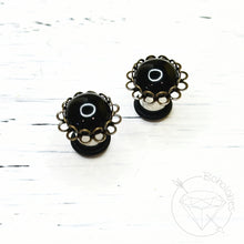 Load image into Gallery viewer, Black agate scalloped flower plugs gauges: 6g 4mm 4g 5mm 2g 6mm 1g 7mm 0g 8mm 11/32&quot; 9mm 00g 10mm 7/16&quot; 11mm