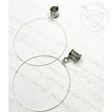 Load image into Gallery viewer, Steel wire hoop screw back plugs gauges tunnels: 2g 0g 00g 1/2&quot; 9/16&quot; 5/8&quot; 18mm 20mm 22mm 25mm