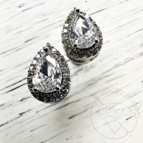 Crystal plugs pear cut teardrop CZ halo stud white gold silver wedding plugs for gauged or stretched ears: Sizes 12g 10g 8g 6g 4g 2g 1g 0g