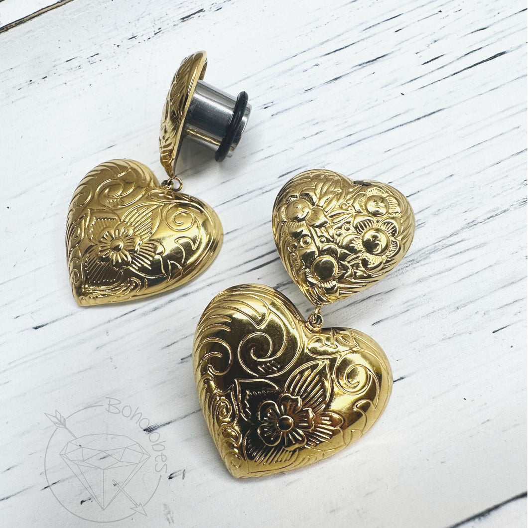 Gold chunky heart dangle wedding bridal plugs: Sizes 0g 11/32” 00g 7/16” 1/2”