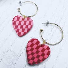 Load image into Gallery viewer, Gold and pink checkered heart chain hoop earrings