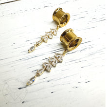 Load image into Gallery viewer, Gold stainless steel modern floral filigree foliage rhinestone vine drop dangle plugs: 2g 0g 00g 1/2&quot; 9/16&quot; 5/8&quot; 18mm 20mm 22mm 25