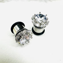 Load image into Gallery viewer, Round Art deco chunky rhinestone clear crystal white gold formal wedding bridal plugs gauges 0g 11/32&quot; 00g 7/16&quot; 1/2”