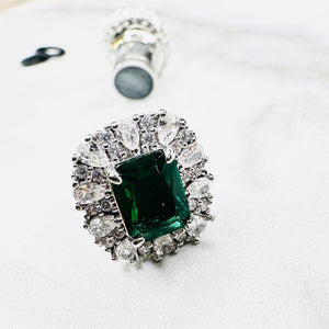Emerald crystal plugs oval CZ white gold silver formal plugs gauges : Sizes 6g 4g 2g 1g 0g 11/32" 00g