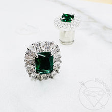 Load image into Gallery viewer, Emerald crystal plugs oval CZ white gold silver formal plugs gauges : Sizes 6g 4g 2g 1g 0g 11/32&quot; 00g