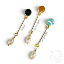 Load image into Gallery viewer, Gold pearl dangle Plugs, Gauges Tunnels 14g 12g 10g 8g 6g 4g 2g 1g 0g