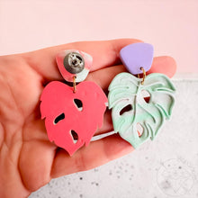 Load image into Gallery viewer, Monstera leaf clay tropical earrings