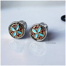 Load image into Gallery viewer, Two toned blue and red accent hider plugs tunnels gauges: sizes 2g - 00g