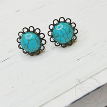 Load image into Gallery viewer, Blue turquoise scalloped flower plugs gauges: 14g 12g 10g  8g 6g 4mm 4g 5mm 2g 6mm 1g 7mm 0g 8mm 11/32&quot; 9mm 00g 10mm 7/16&quot; 11mm
